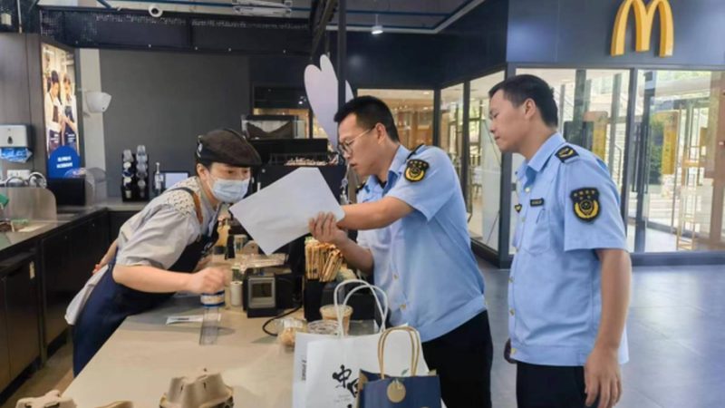 在享受团购优势的同时，选择合适的团购产品至关重要。以下是一些注意事项：