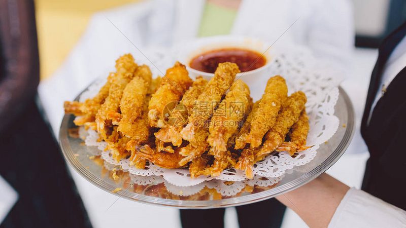 休闲食品：揭秘十大品牌背后的生产秘密